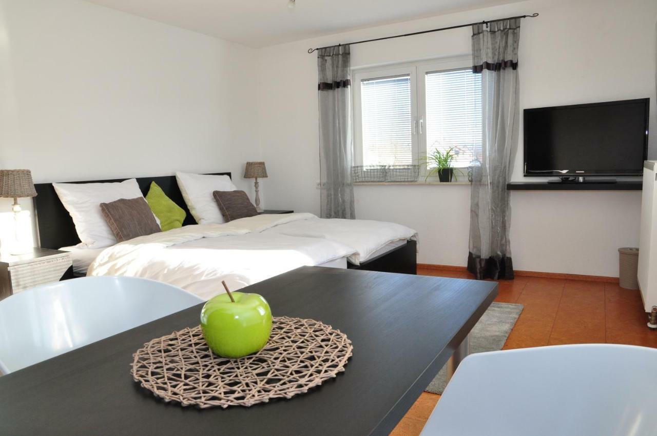 N37 -Modern Eingerichtete Zimmer In Ruhiger Lage Aldingen  Exterior photo